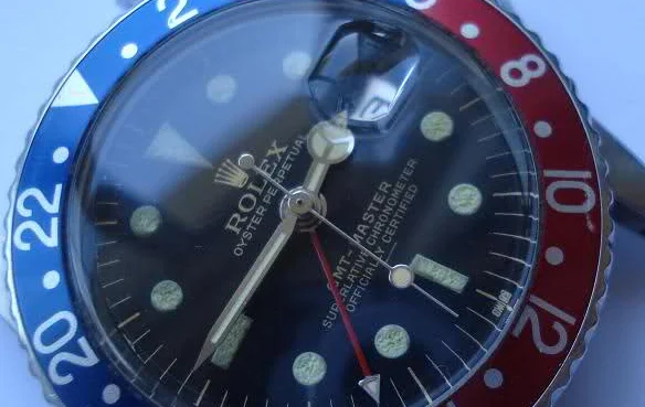 Hawk's Beak Watches | storia GMT gilt